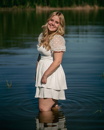 Kennedy Ball Senior Portrait 4