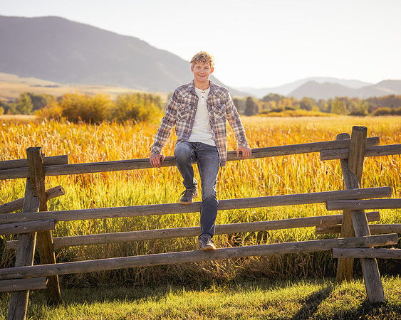 DylanSeniorPics-18