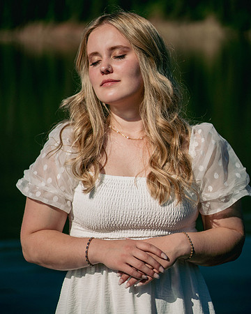 Kennedy Ball Senior Portrait 2