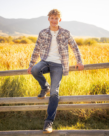 DylanSeniorPics-19